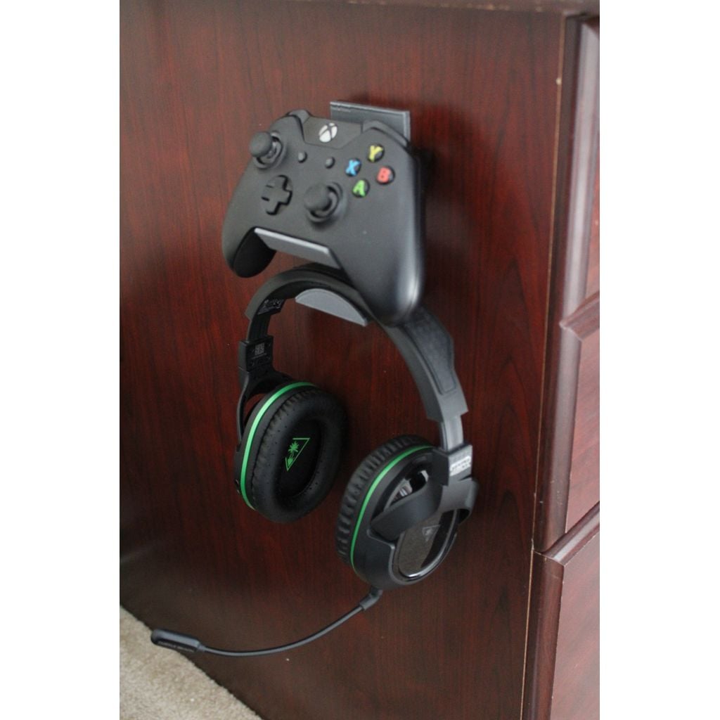 Controlador Xbox One e suporte para fone de ouvido
