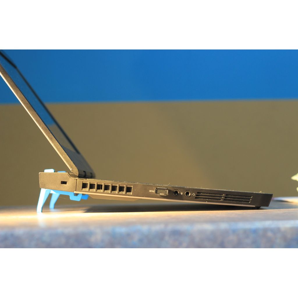 Pés distanciadores Alienware 13 R3