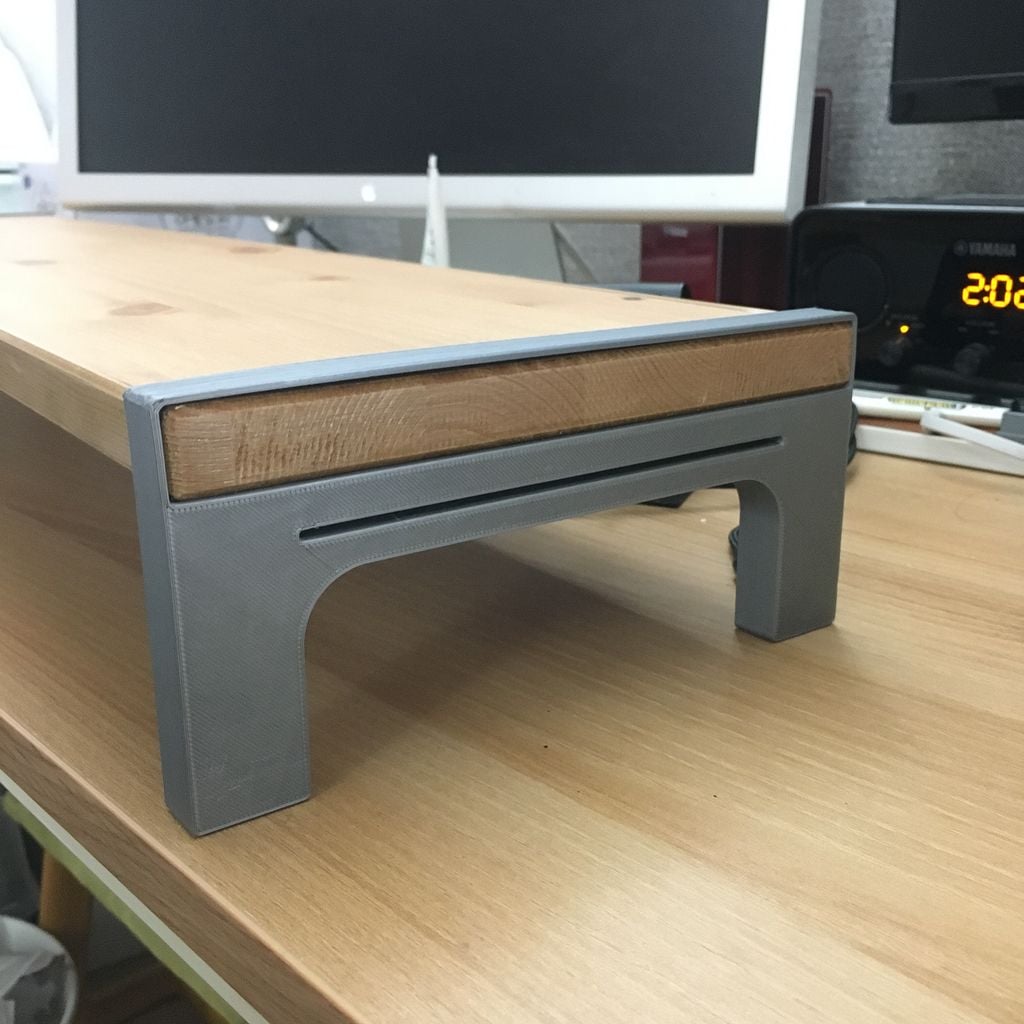 Pé lateral para suporte de monitor em PLA