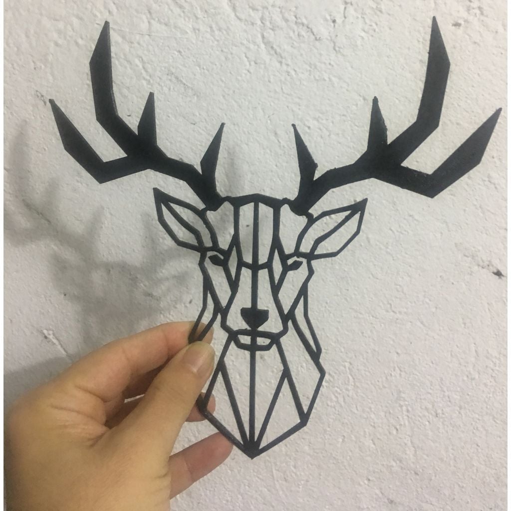 Cabeça de cervo geométrica em PLA para parede