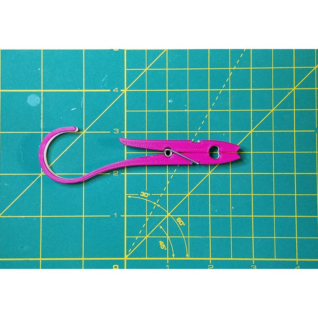 Gancho de banheiro simples com prendedor de roupa