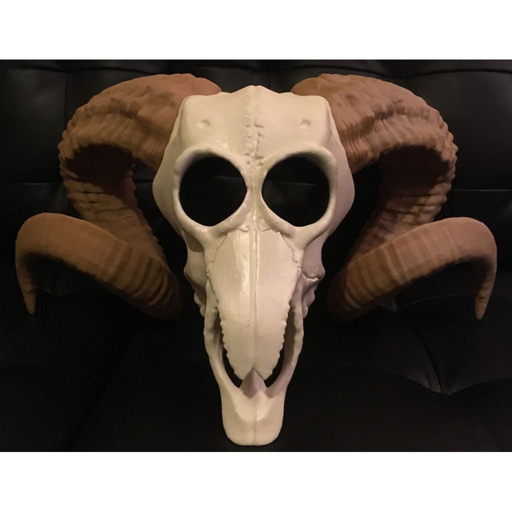 Máscara de caveira de carneiro