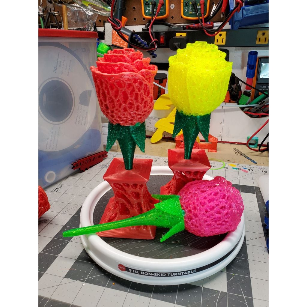 Voroni Rose and Stem, com Barraca Orgânica para o Dia dos Namorados