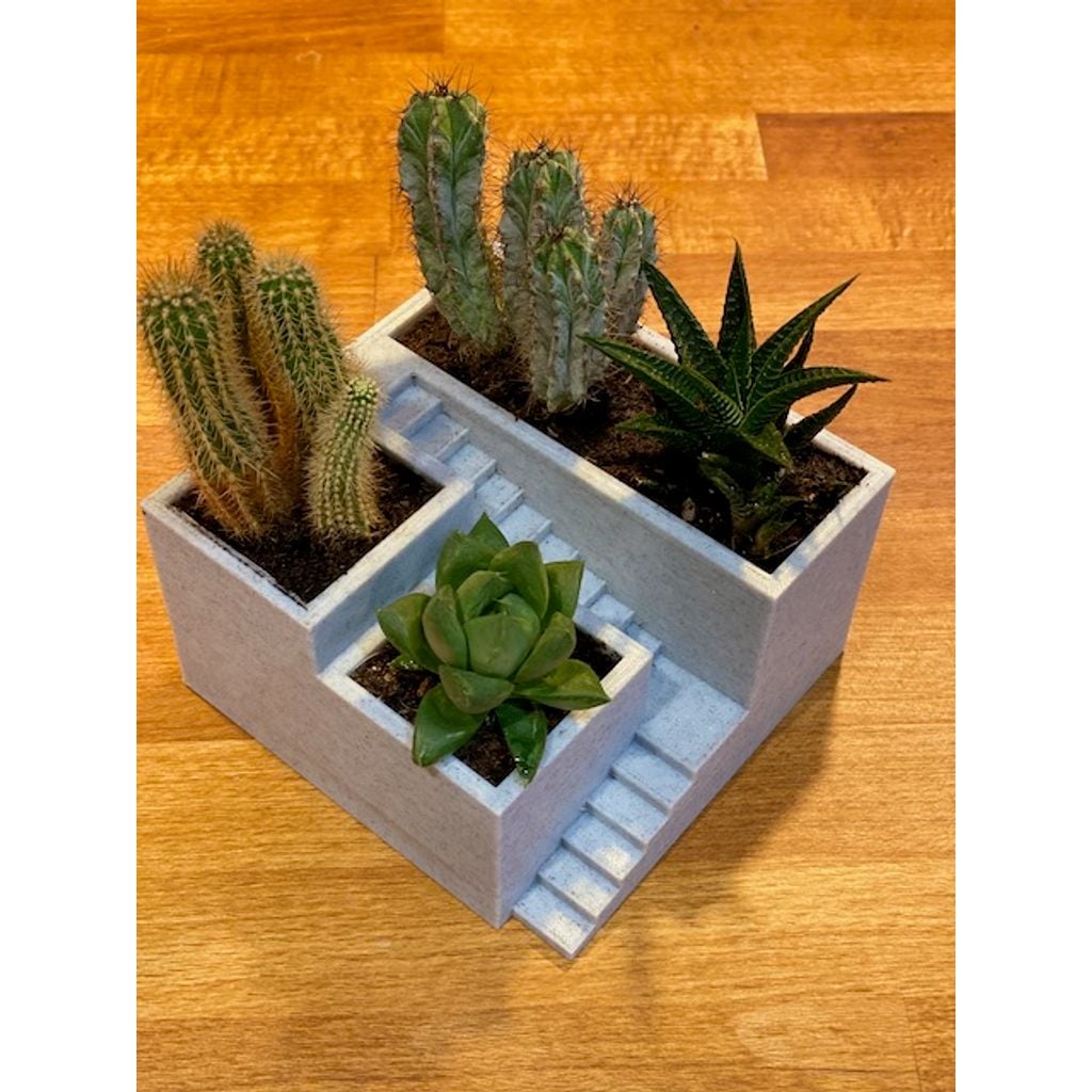 Vaso/plantador 3D em PLA com degraus decorativos