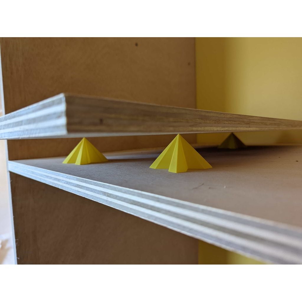 Tripé pirâmide para pintura em 3D (peça PLA)