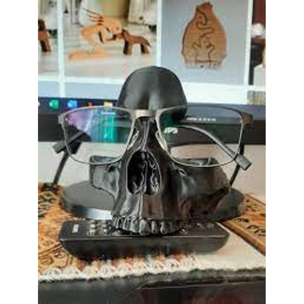 Suporte para óculos em formato de caveira 3D (PLA)