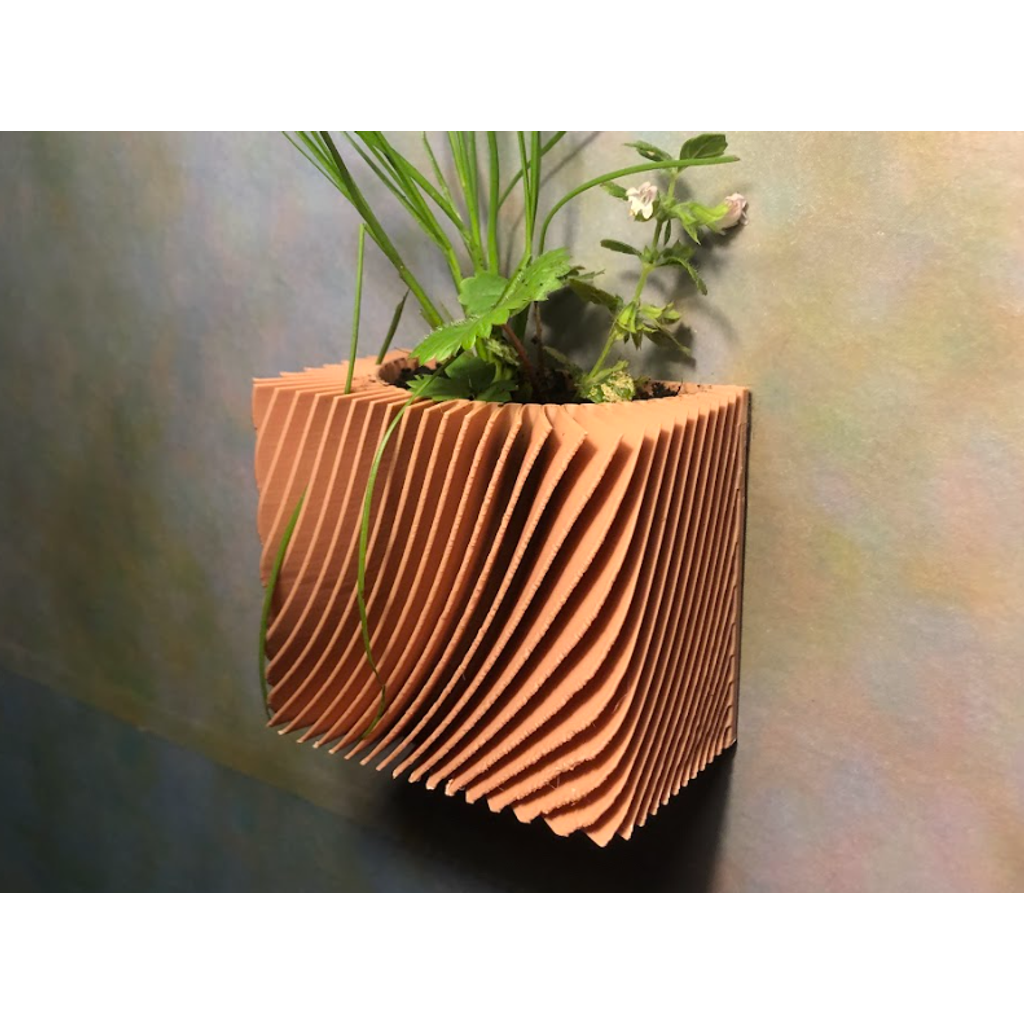 Fin Vases Pot (With a Wall Mount)