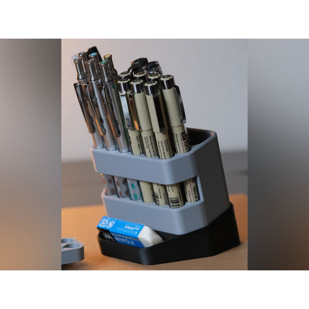Organizador de lápis em ângulo