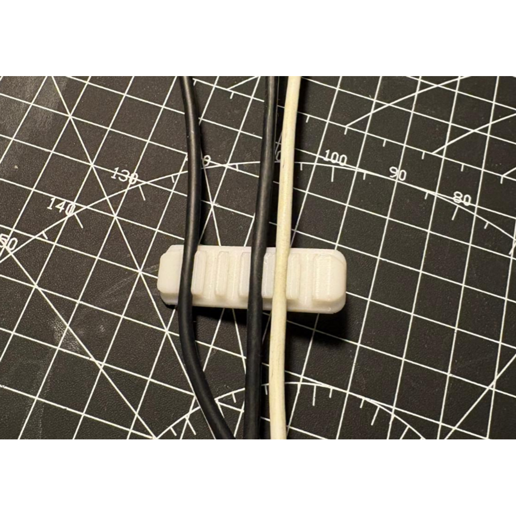 Suporte de cabo de parede pequeno (quase imperceptível)