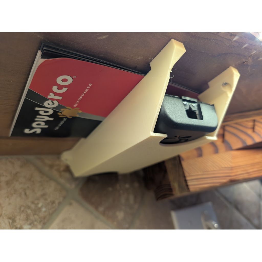Cabide embaixo do armário para o afiador de facas Spyderco Sharpmaker