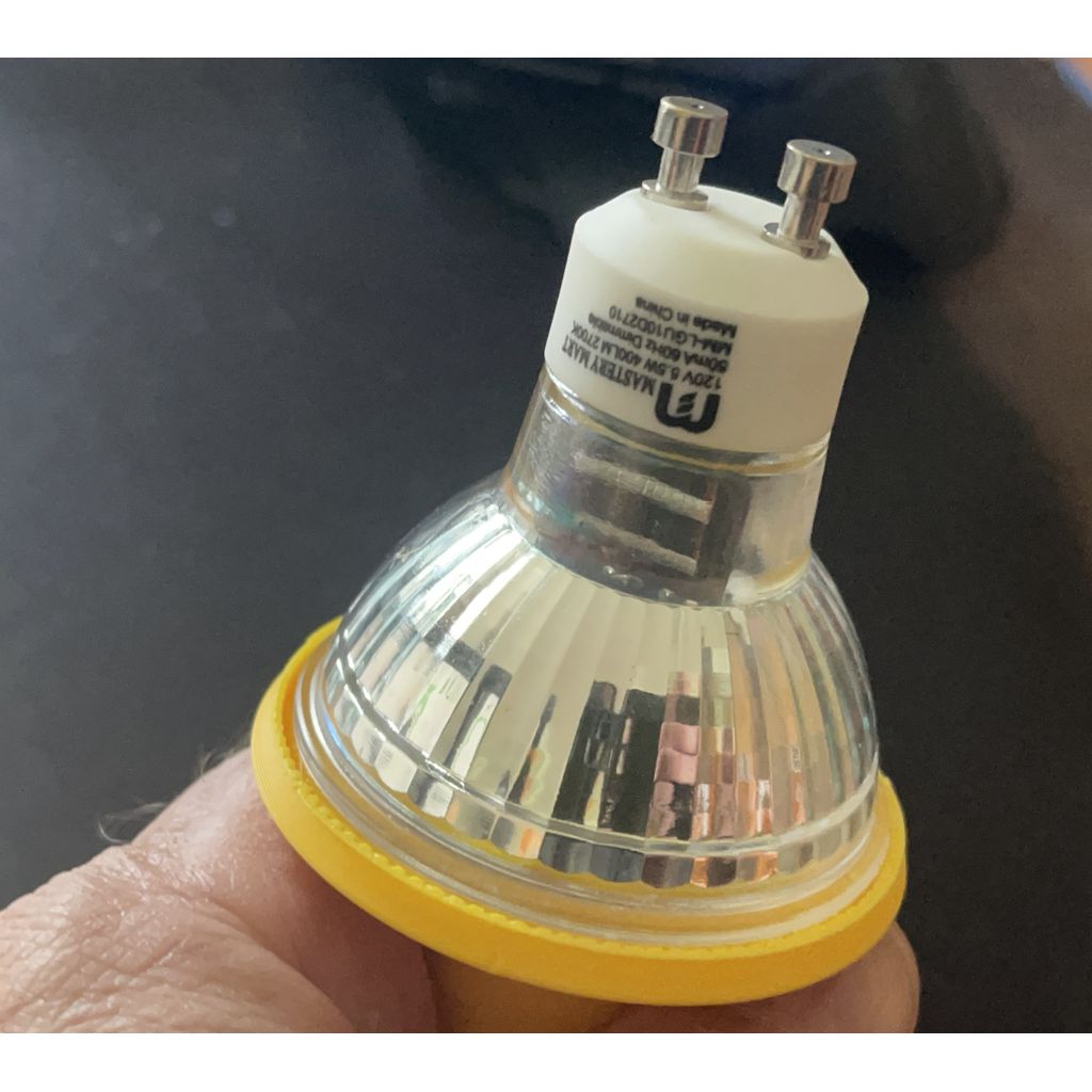 Ferramenta impressa em 3D para acoplar base GU10