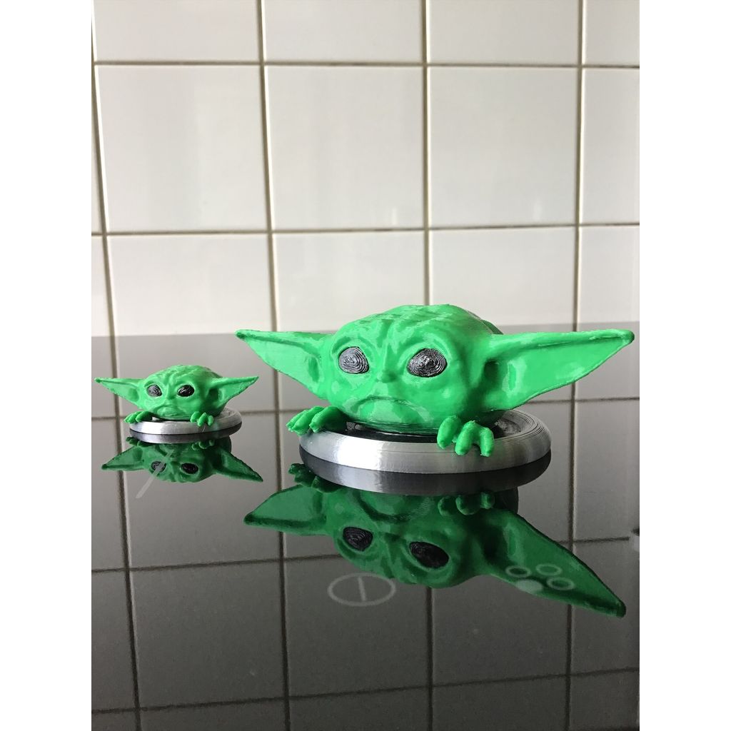 Esconde-esconde bebê Grogu/Yoda