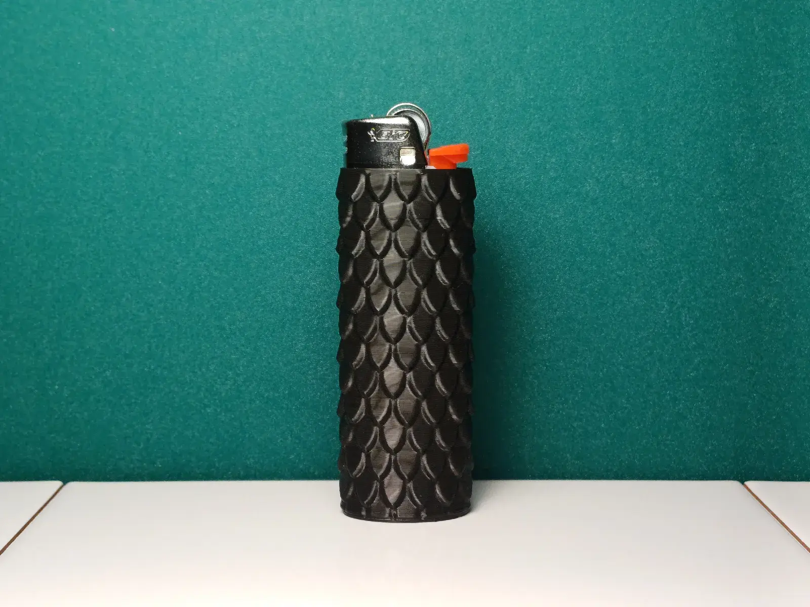 Capa para isqueiro bic impressa em pla - escamas
