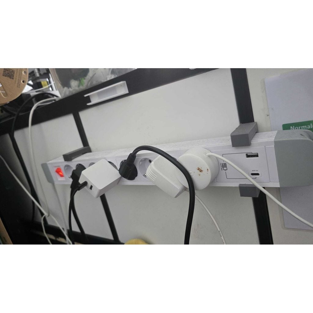 Halterung für Steckdosenleiste (6,5 cm) / Suportes de montagem para Power Strip (6,5 cm)