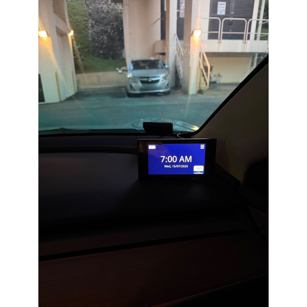Suporte plástico para display OBU painel Tesla Model 3