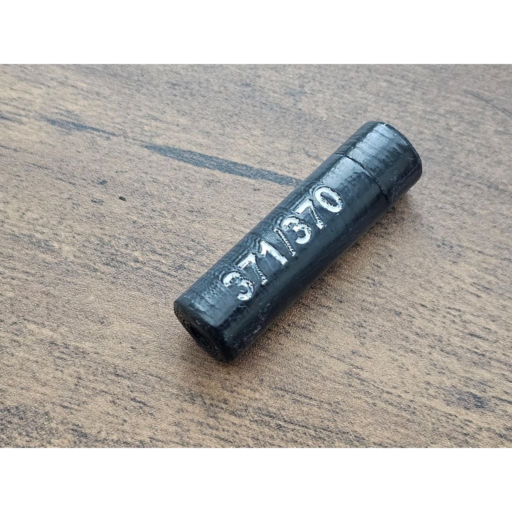 AA size 371-370 battery storage