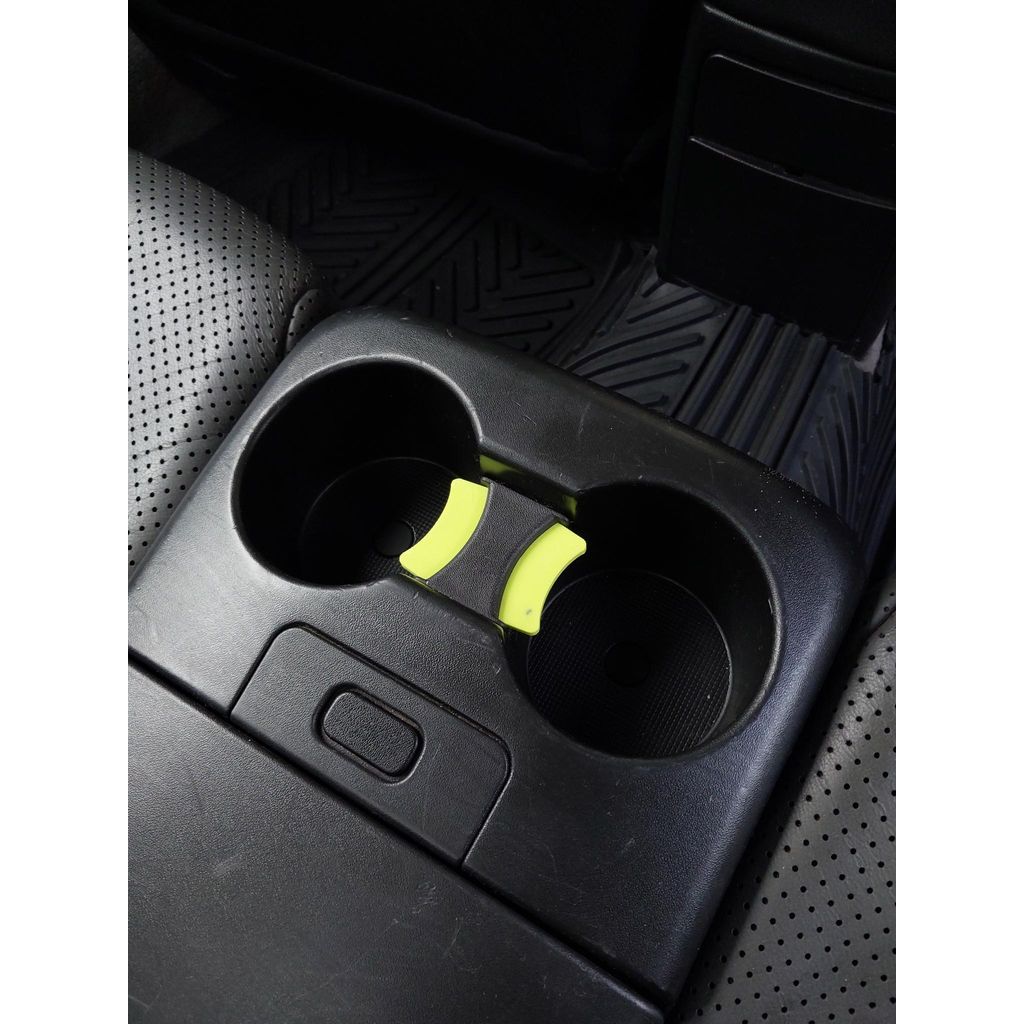 Guia de retenção do porta-copos traseiro Subaru Baja