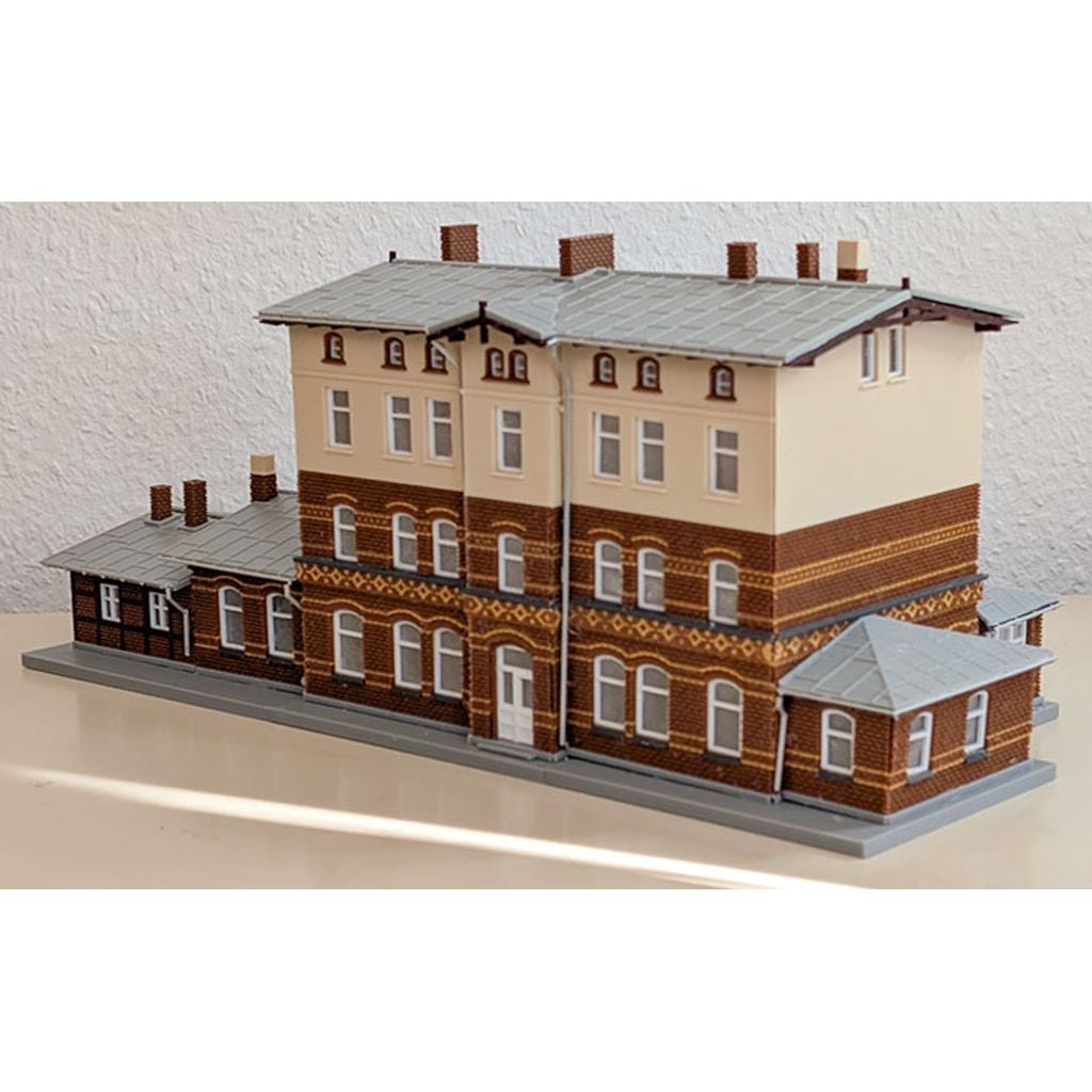 Modelo detalhado do kit de escala H0 da estação ferroviária Brandenburg Altstadt